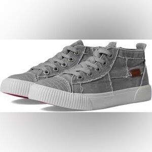 BLOWFISH MALIBU • Kids Grey Laced High Top Sneakers • 13